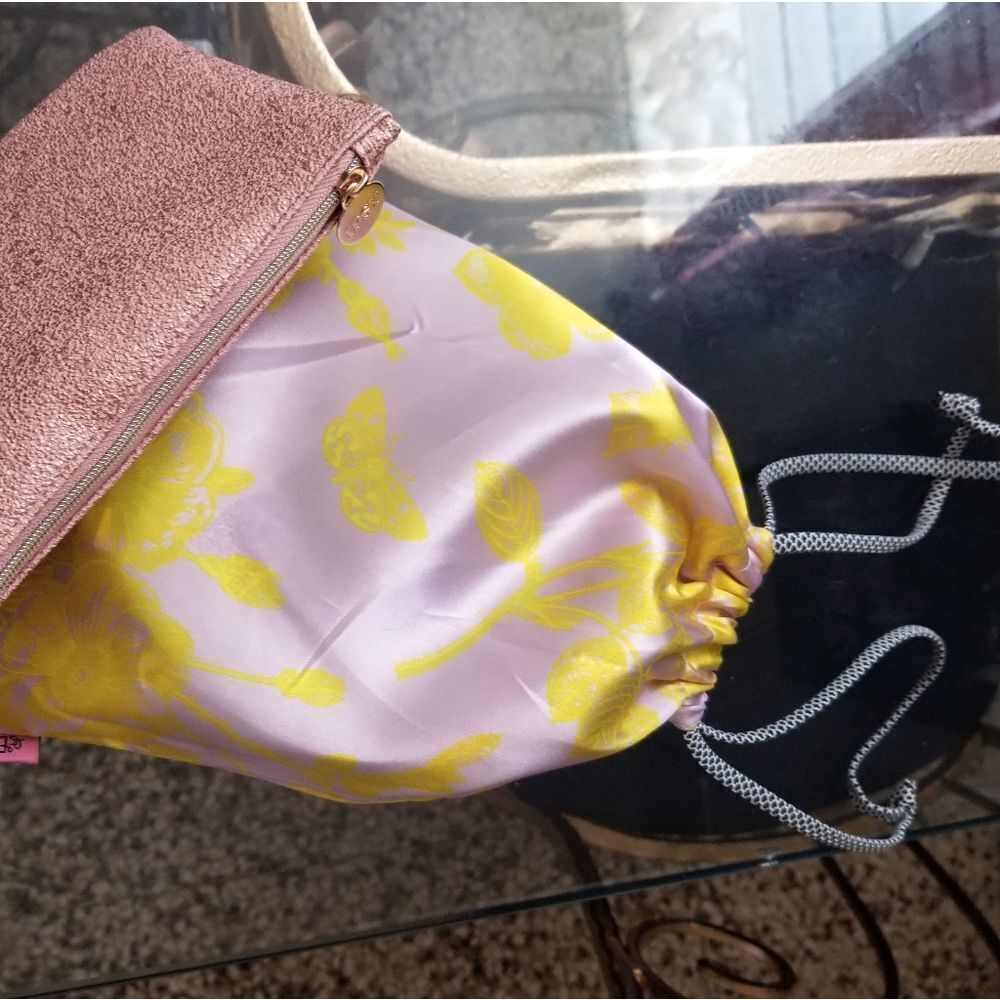 4 name brand Mystery make up surprises